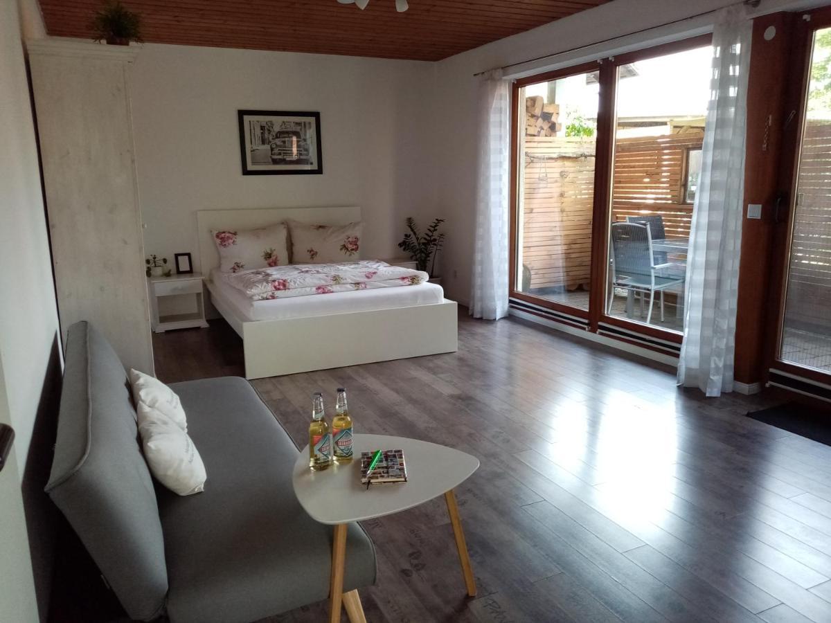 Schoene Einzimmer Wohnung Zwischen Bodensee Und Allgaeu Neukirch  Exteriör bild