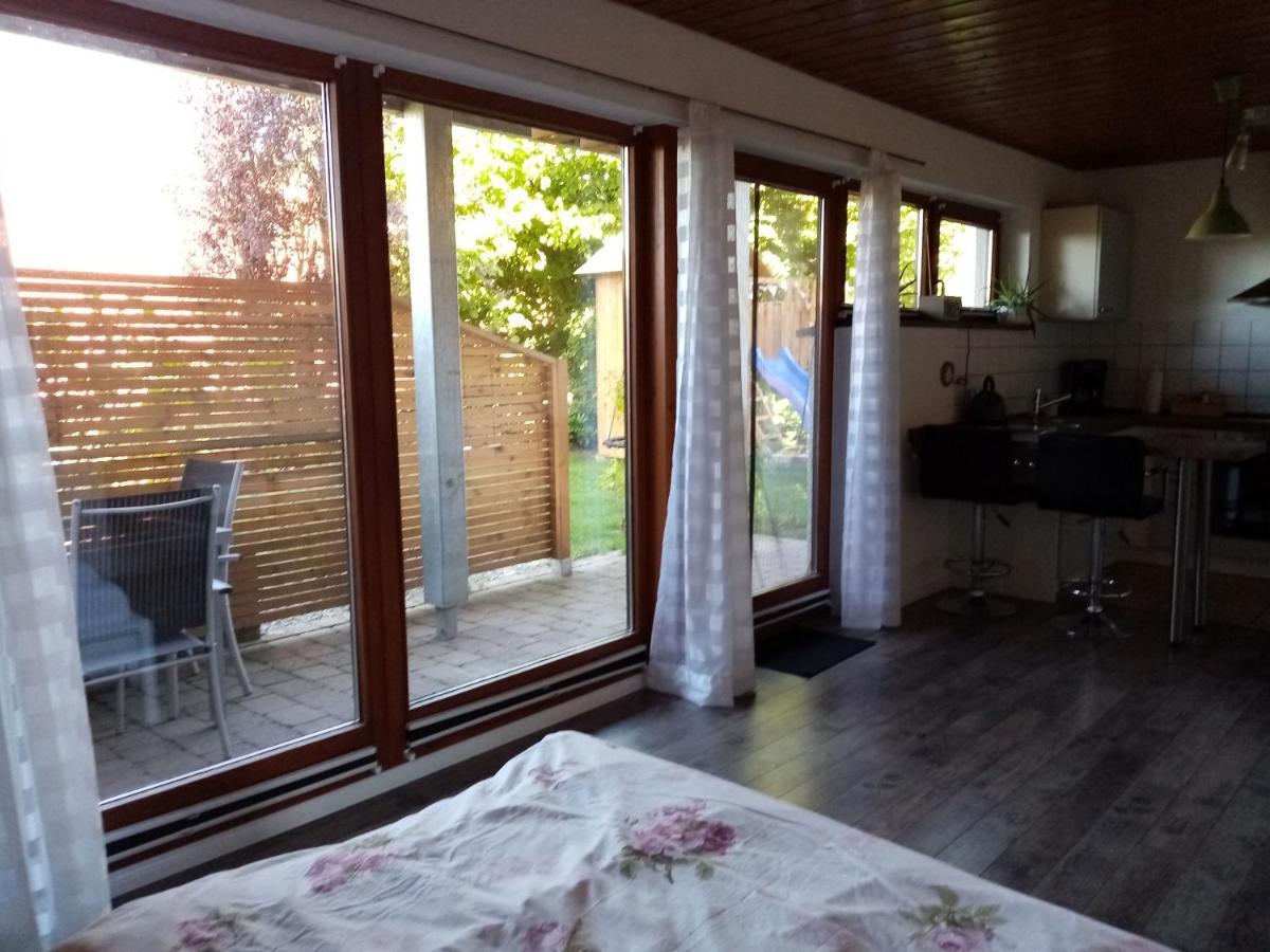 Schoene Einzimmer Wohnung Zwischen Bodensee Und Allgaeu Neukirch  Exteriör bild